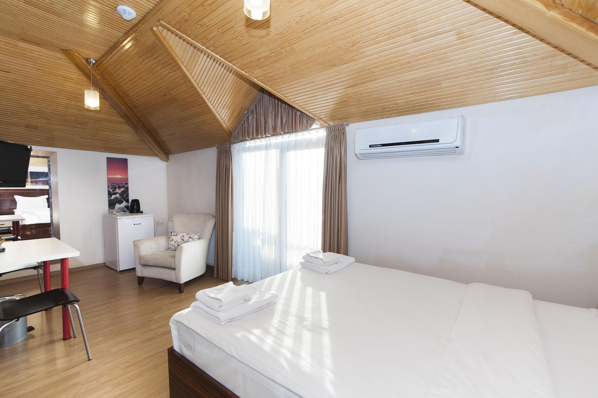 Blueway Hotel Residence Istanbul Exterior photo